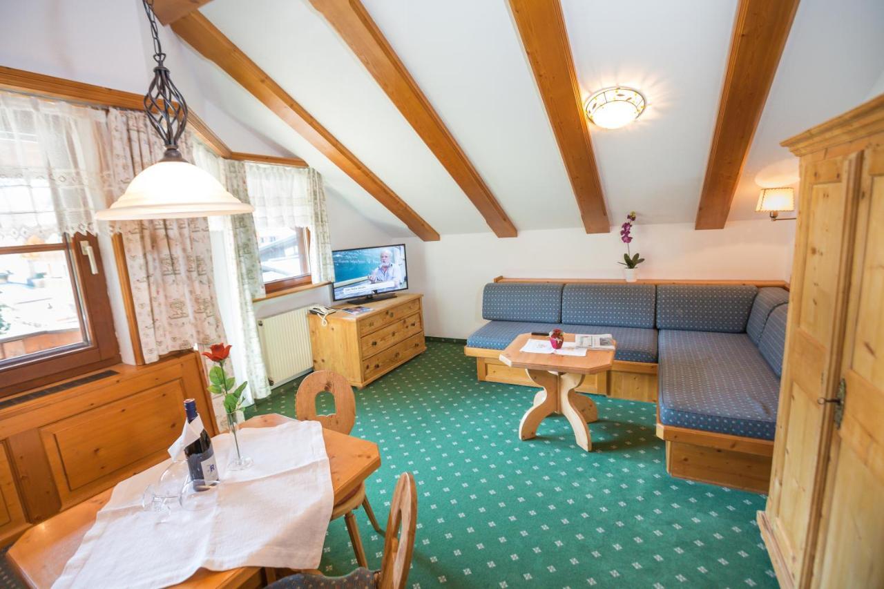 Flat Hotel Seefeld in Tirol Værelse billede