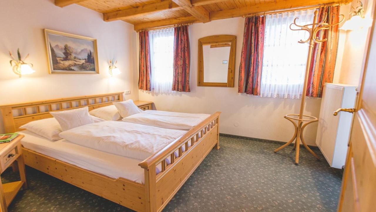 Flat Hotel Seefeld in Tirol Eksteriør billede