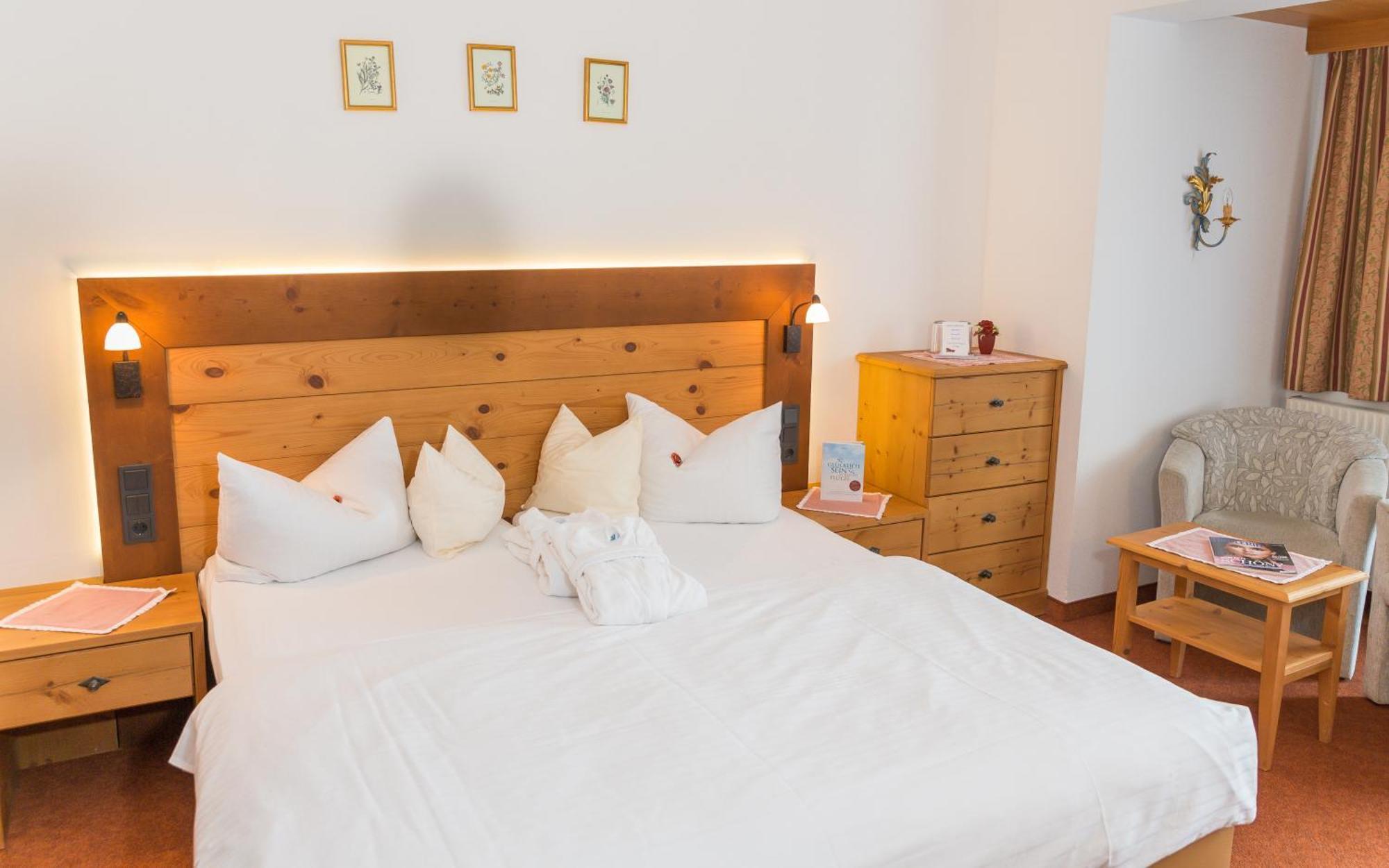Flat Hotel Seefeld in Tirol Værelse billede
