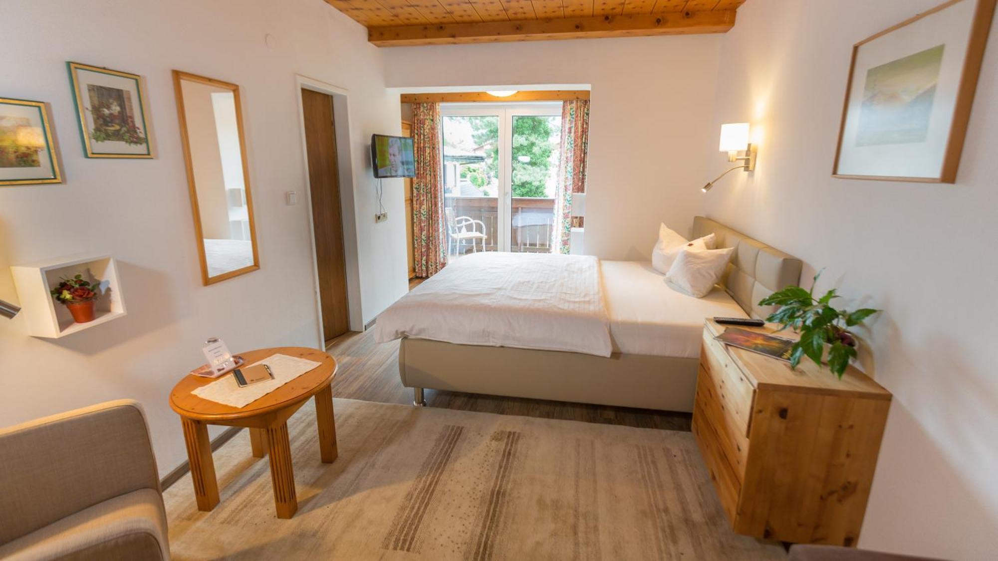 Flat Hotel Seefeld in Tirol Værelse billede